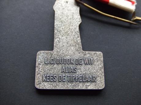 Dudok de Wit alias Kees de Tippelaar wandeltocht voor het gebrekkig kind (2)